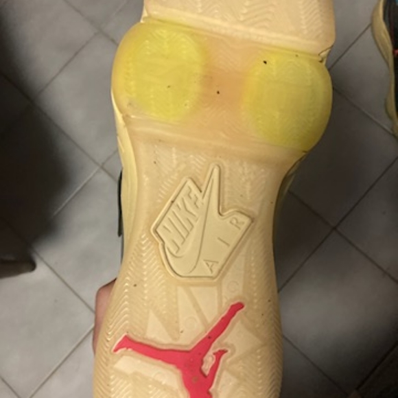 Jordan's - Picture 3 of 4